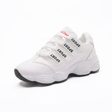 Load image into Gallery viewer, New Arrival Woman Leather Upper Sneaker